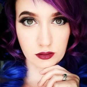 Meet your Posher, Nikki